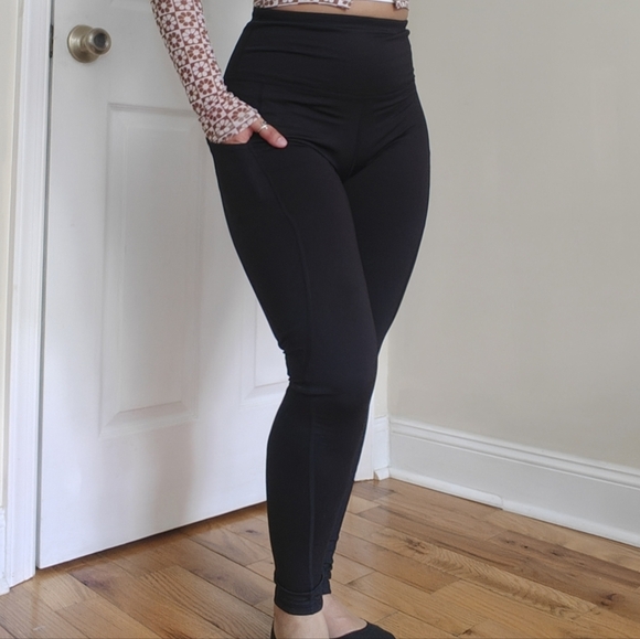 Black Leggings Size Small Side Pockets High Waisted Basic Thick Waist Band‎ - Picture 1 of 5